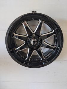 Fuel Hammer 20x9 6x139.7 +01