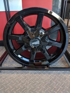 Moto Metal 970 17x8 +0mm 5x139.7/127