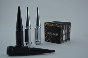 Metal lugz spiked nuts 32-14x1.5 chrome