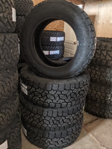 Toyo Open Country AT3 LT295 60 20