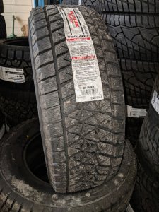 Bridgestone Blizzak DMV2 P275 65 18