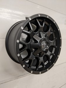 Mayhem Warrior 17x9 8x165/170 -12